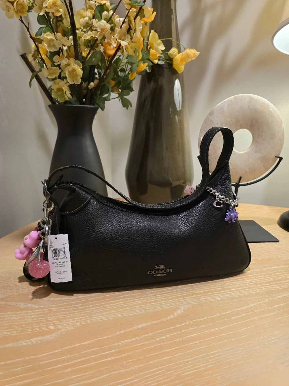 Coach Blk Leather Pebble Shoulder